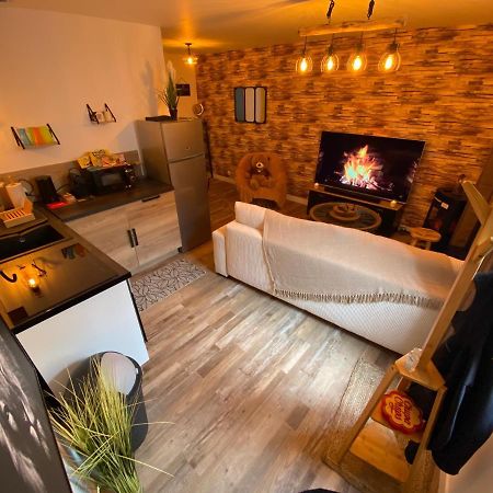 Super Appartement T2 Proche Gare Sens Exterior foto