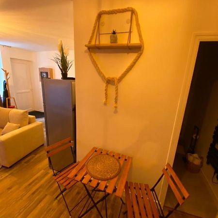 Super Appartement T2 Proche Gare Sens Exterior foto