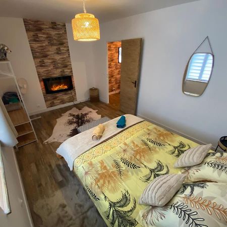 Super Appartement T2 Proche Gare Sens Exterior foto